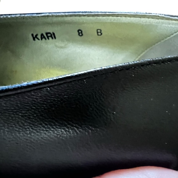 Retro Chunky Heel Penny Loafer in Black & White by Rush Hour, Size 8 - Picture 9 of 13